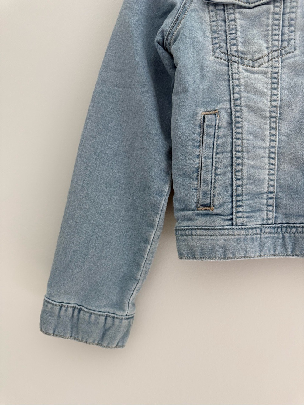 Gap Super Soft Girl Denim Jean Jacket Light Wash Size Large - Picture 5 of 13